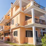 Emelia * Nydri (Lefkada)