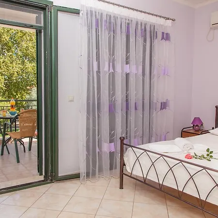 Apartment Emelia Nydri (Lefkada)